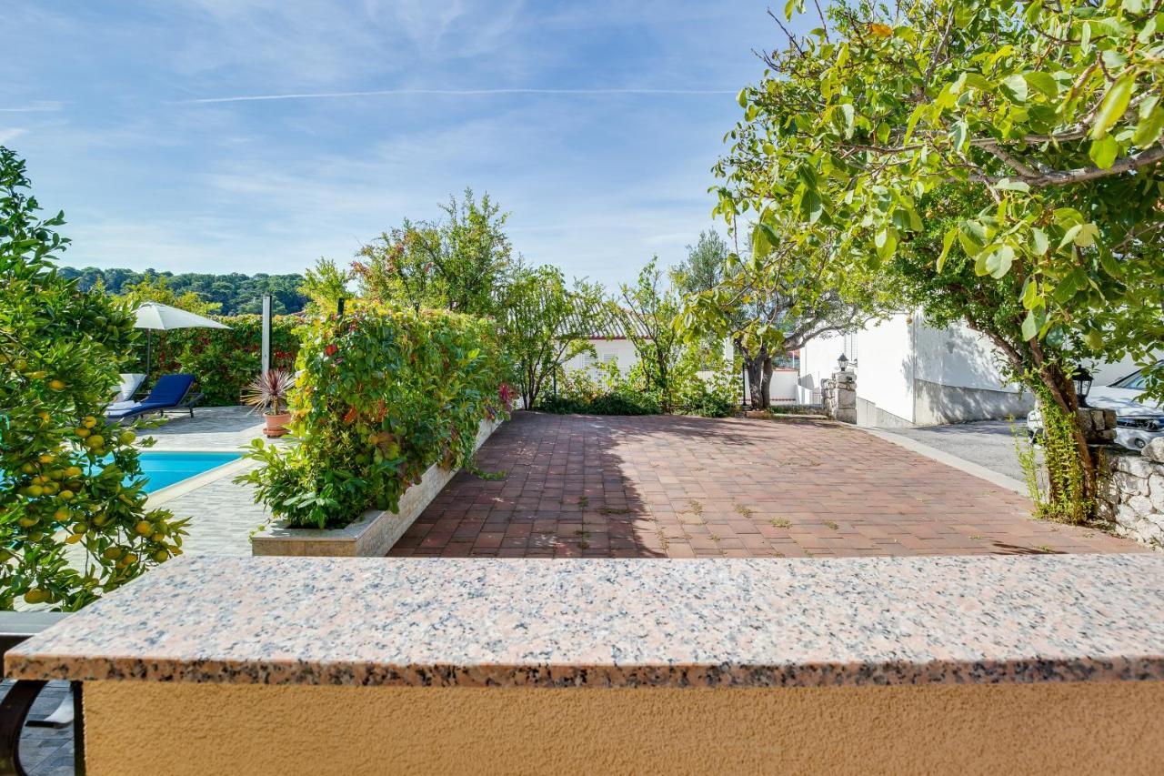 Juric Apartments-Rab Palit Екстериор снимка